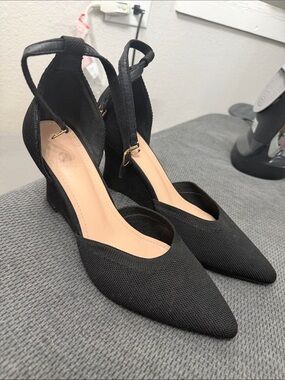 Black Pointed Ankle-Strap Wedge Pumps